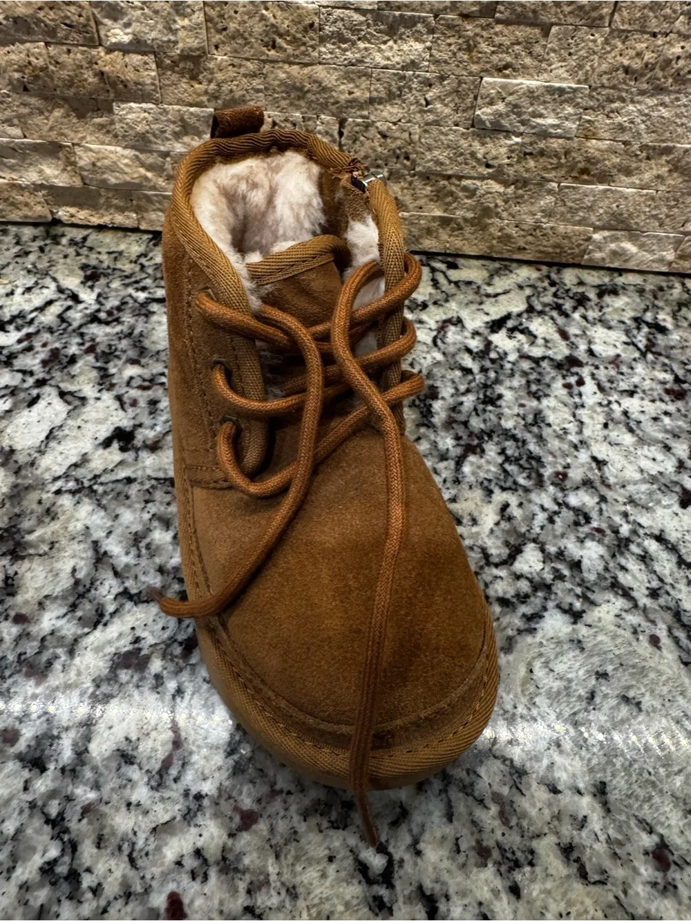 UGG Kids Chestnut Suede Lace-Up Boot with Shearling Trim RIGHT FOOT ONLY 10
